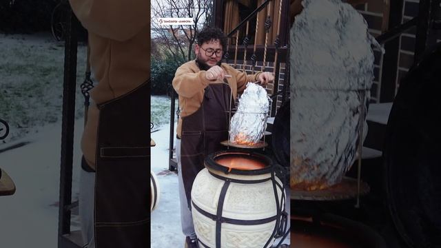 Праздничный гусь в тандыре 
#топ #рецепты #тандыр #гусь #рецепгуся