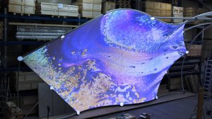 Оформление стендов - КРИВОЛИНЕЙНЫЙ ЭКРАН