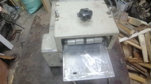 Фуганок ИЭ6009, я переделал подъем столика.