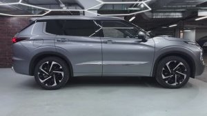 Mitsubishi Outlander 2025 модельного года - ТОТ САМЫЙ легендарный семиместный внедорожник [4K]