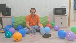 We inflate and pop balloons and learn colors
