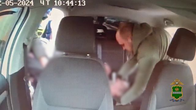 Калужский госавтоинспектор доставил в больницу мужчину, у которого случился приступ эпилепсии
