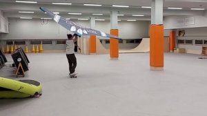 Indoor wing session in Moscow.