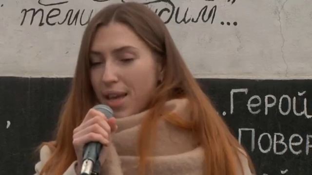 Анна Никитина исполняет песни Кузьмы Скрябина смотреть онлайн