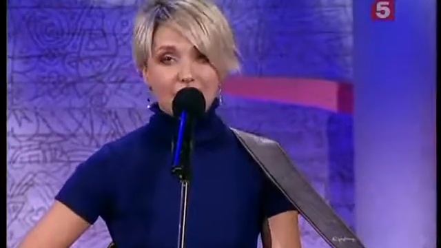 Елизавета Кушак - Ветер занавесочку тихонько шевелит смотреть онлайн