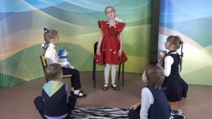 Артемьева Аделина, 8 лет. С.Есенин "Сиротка"