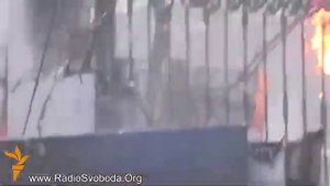 В Беркут опять запускают коктейли Молотова Киев Грушевского Майдан 2014 YouTube 360p