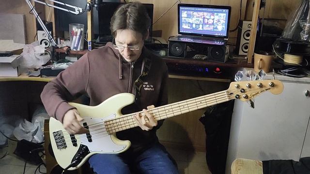 Fended Squirt Jazz Bass