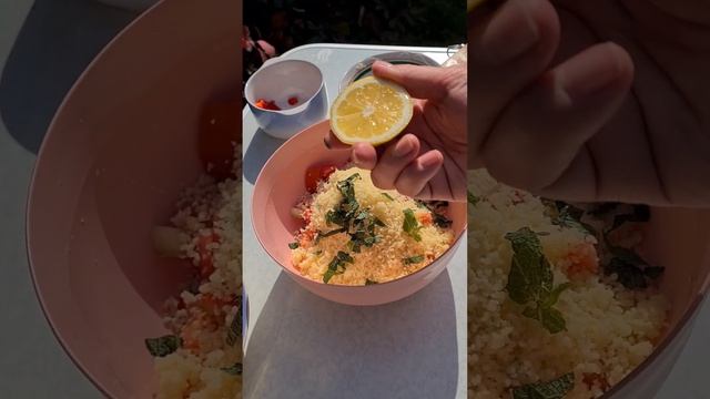 Салат с кускусом 🥗 Сытный, витаминный, с богатым разнообразием вкусов #салат #пошаговыерецепты #еда