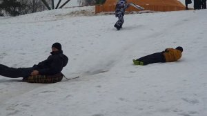 Падение с ватрушки