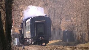 Паровоз Л-3653 с ретро-поездом