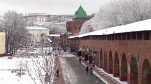 Нижний Новгород зимой: канатка и кремлёвская стена.