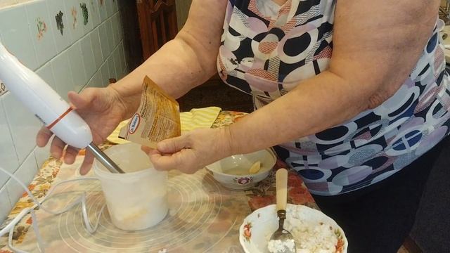 Как испечь пирог/Пирог с творогом/Прослойка