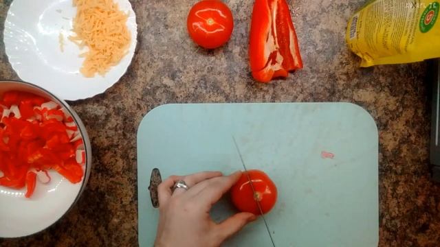 Салат овощной с крабовыми палочками