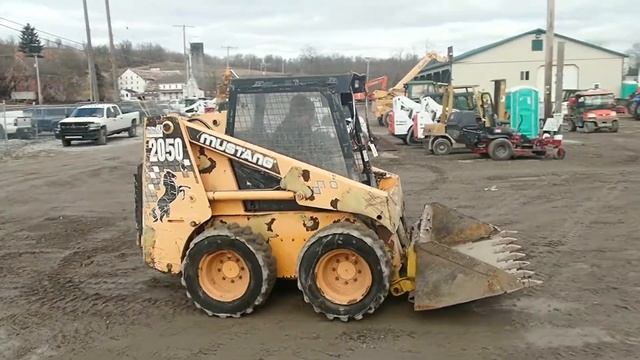 MUSTANG 2050 Skid Steer Loader For Sale