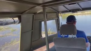 вездеход Восток, по болоту