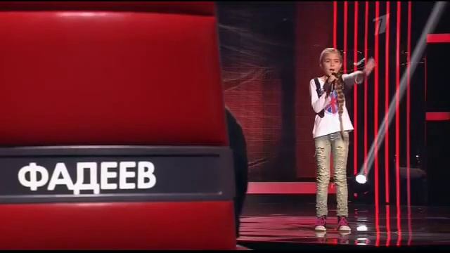 Девочка похожа на мали сайрус смотреть онлайн