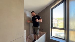 Натяжной потолок на мансардной крыше