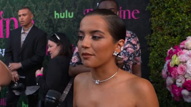 ROSALINE | World Premiere - Kaitlyn Dever, Isabela Merced, Minnie Driver, and More Interview