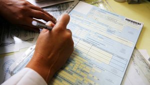 В России назвали средний размер пособия по больничному в 2025 году