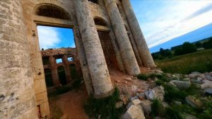 Развалины Храма