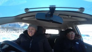 Жизнь в глубинке России. С внучкой. Папин улов на сегодня. Везу на почту их. Аборигенка.