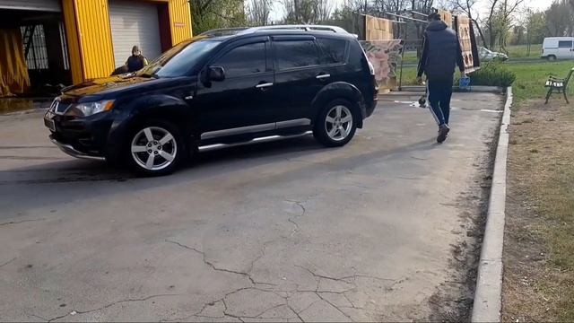 КАРАНТИН ДАВИТ.Небольшая прогулка с доченькой