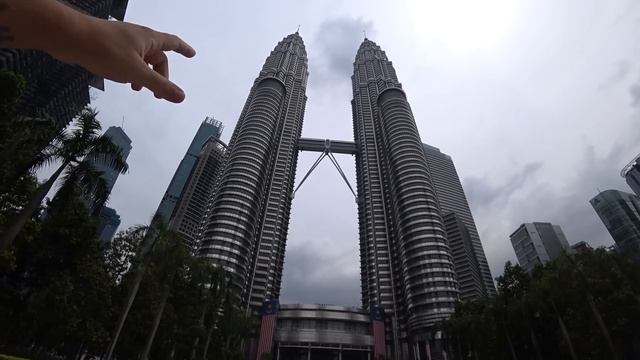 Куала-Лумпур: город будущего в Азии. Мы в шоке! Цены, еда в Малайзии смотреть онлайн