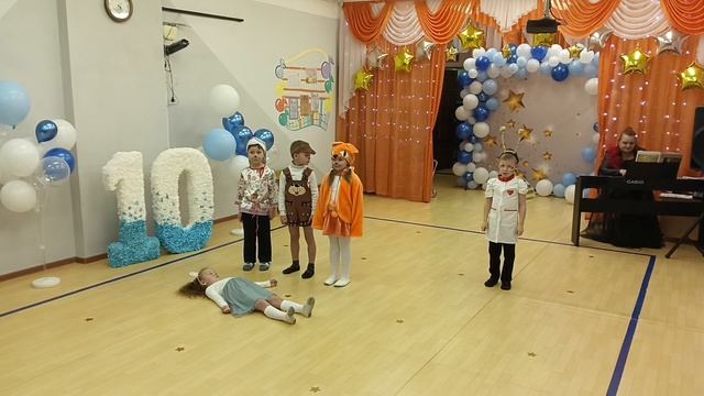 Елена Фищукова-музыкальная сказка "Детский сад для зверят"- дети 6 лет.mp4 смотреть онлайн