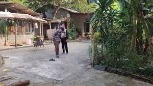 Full video: single mother mistreatment by her husband's family and was helped by a kind man.