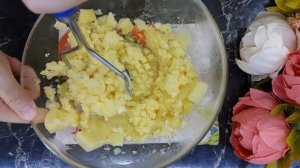 Рецепт нежных, хрустящих и очень вкусных пирожков. Пирожки с картошкой.