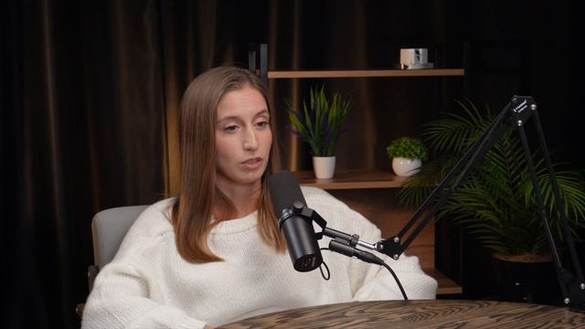 Диалог #4 Анна Морозова // Как соединить духовность и материальность в современном маркетинге