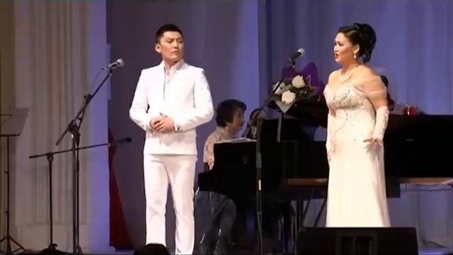 Ольга Жигмитова и Чингис Раднаев. "Свет времени"