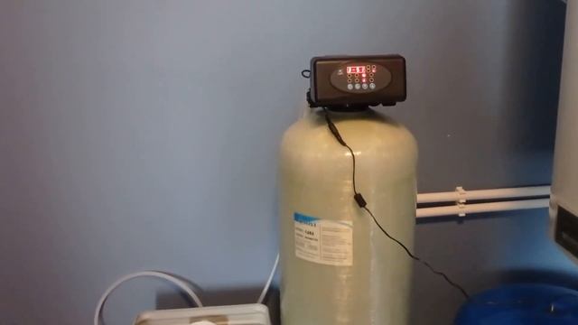 Очистка воды из скважины от железа системой умягчения и обезжелезевания. смотреть онлайн