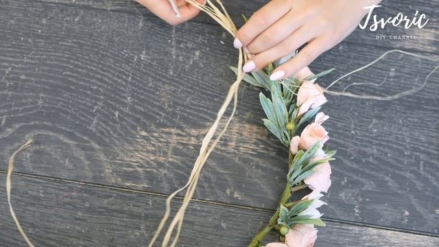 Beautiful wreaths on the head / Красивые веночки на голову из БУМАГИ и ПРОВОЛОКИ // DIY TSVORIC
