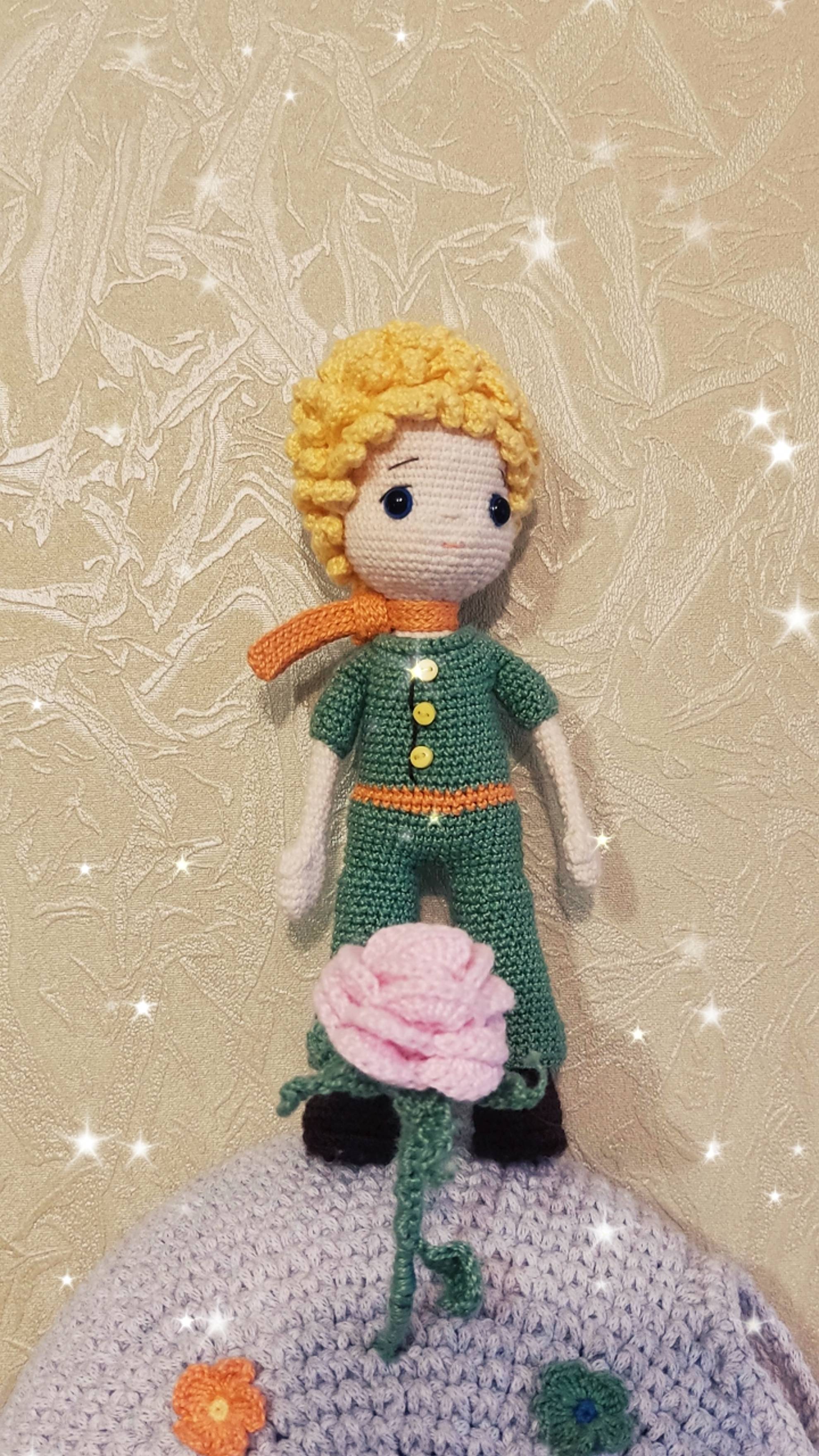 Маленький принц. Le Petit Prince. смотреть онлайн