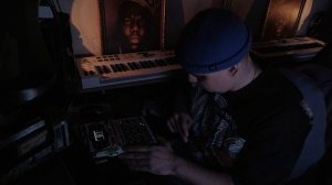 Сэмплирую винил Boom Bap Roland SP 404 MK II malonebeats