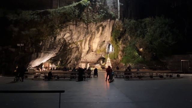 Два города за два дня: Лурд и По (Франция) смотреть онлайн