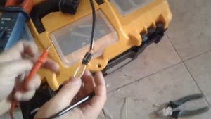 Дхо от аккумулятора напрямую.