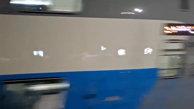 Поезд Аврора и ЭП2К 500 и ЧС6 следует в Санкт-Петербург через станцию Химки 22.11.2024