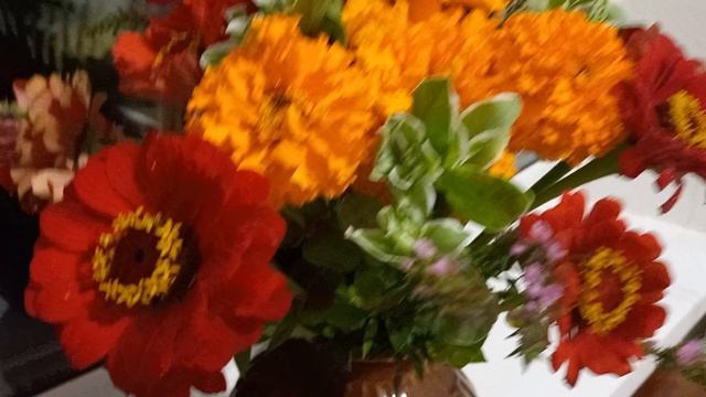 Красивый осенний букет.