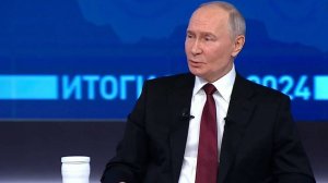 Путин ответил на вопрос, с кем бы выпил чашку чая