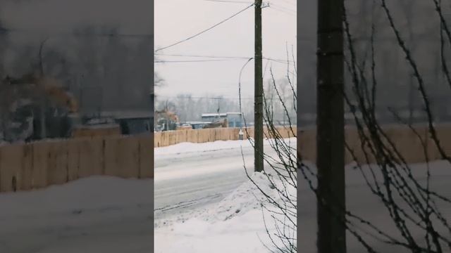 снесли очередной 5этажный 10подъездный дом.
