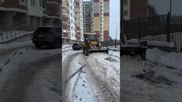 Уборка подведомственной территории после снегопада