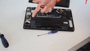 Dell Latitude E7270 Battery Replacement
