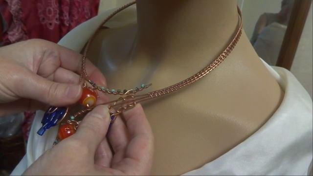 колье и серьги