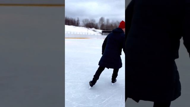Лёд и танцы😉 #танцы #каток #коньки #выходные #позитив #эмоции #улыбка #танцую #жизнь #wednesday смотреть онлайн