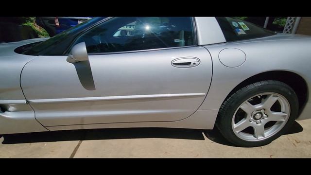 1999 Chevrolet Corvette C5 смотреть онлайн