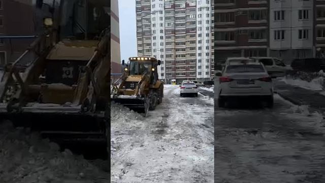 Уборка подведомственной территории после снегопада