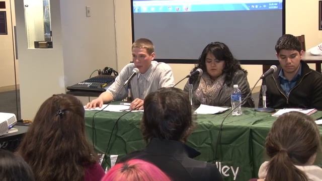 Discussion of Poverty & American Winter: A Student Panel (Discussion 2) смотреть онлайн
